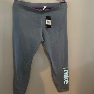 New Nike leggings